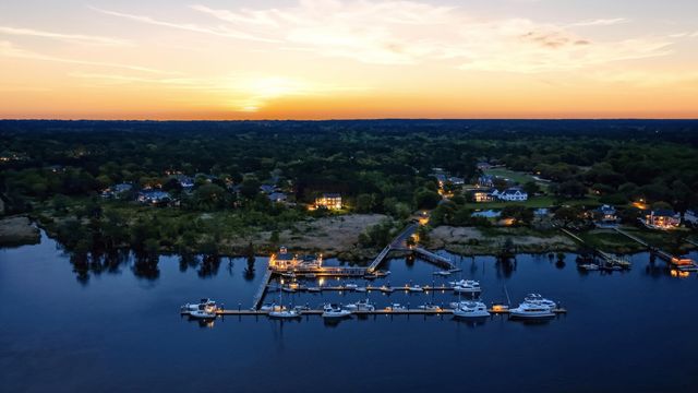 292 Portrush Loop, Pawleys Island, SC 29585
