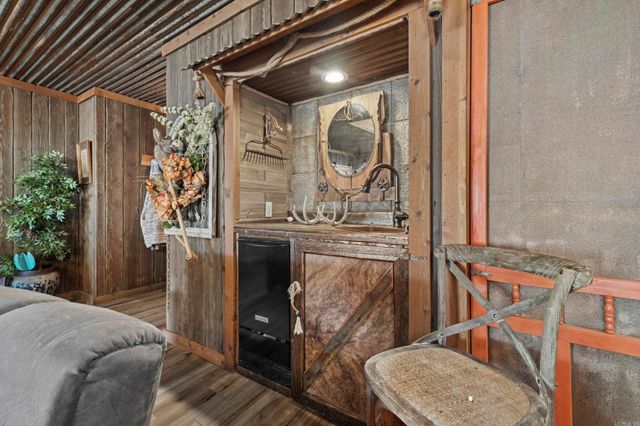 15298 Highway 84, Bismarck, AR 72929