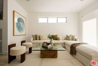 1752 Stoner Avenue, Los Angeles, CA 90025