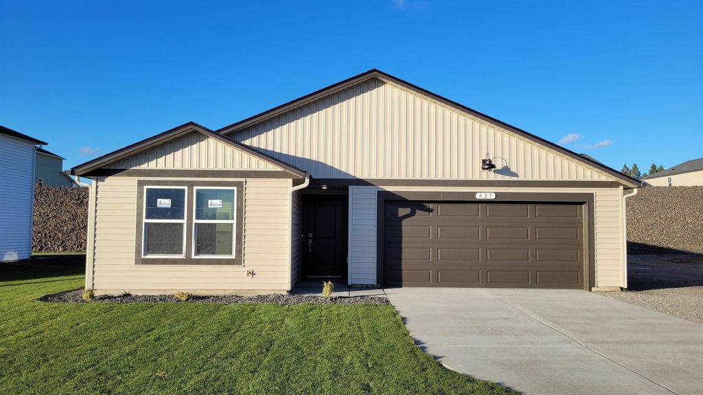 1001 E L St, Deer Park, WA 99006