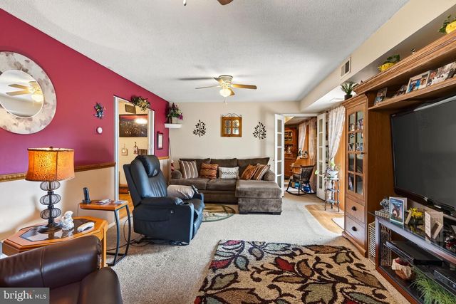 25 PROVIDENCE FORGE RD, Royersford, PA 19468