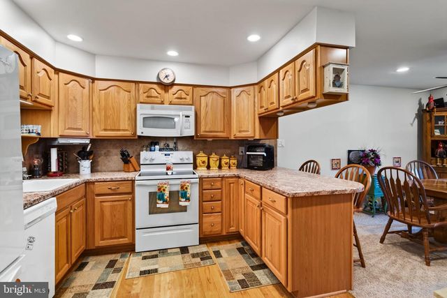 25 PROVIDENCE FORGE RD, Royersford, PA 19468