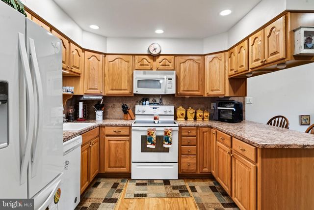 25 PROVIDENCE FORGE RD, Royersford, PA 19468