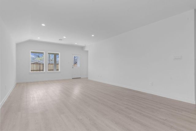 7807 Evening Emerald, Iowa Colony, TX 77583