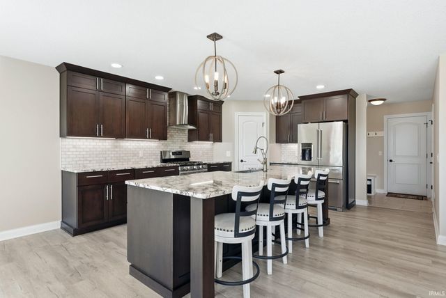 12063 Lower Huntington Road, Roanoke, IN 46783