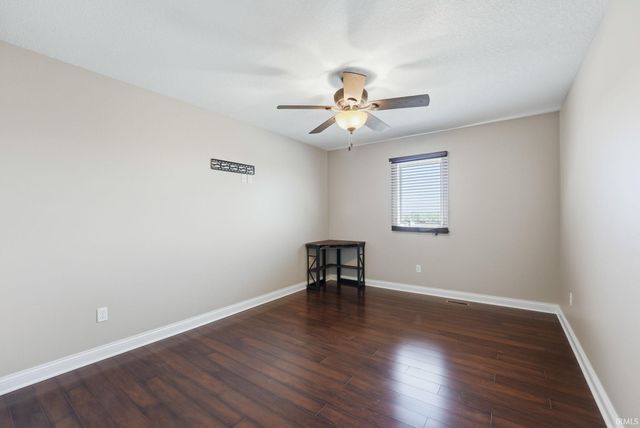 12063 Lower Huntington Road, Roanoke, IN 46783