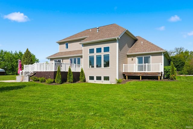 12063 Lower Huntington Road, Roanoke, IN 46783