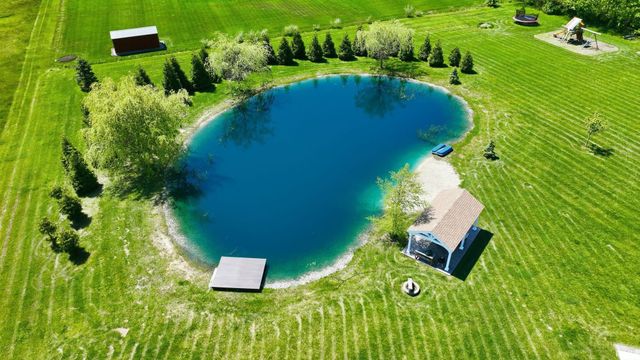 12063 Lower Huntington Road, Roanoke, IN 46783