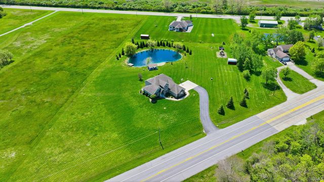 12063 Lower Huntington Road, Roanoke, IN 46783