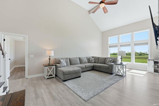 12063 Lower Huntington Road, Roanoke, IN 46783