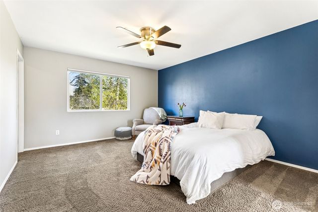 2402 Meyer Street, Dupont, WA 98327