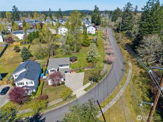 2402 Meyer Street, Dupont, WA 98327