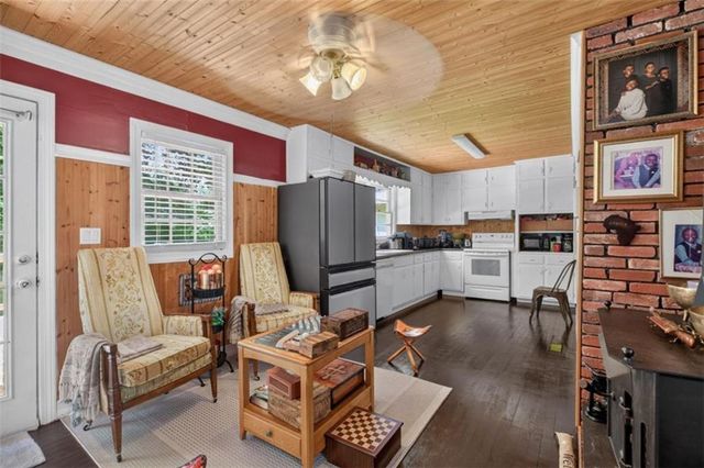 5110 Hill Road, Powder Springs, GA 30127
