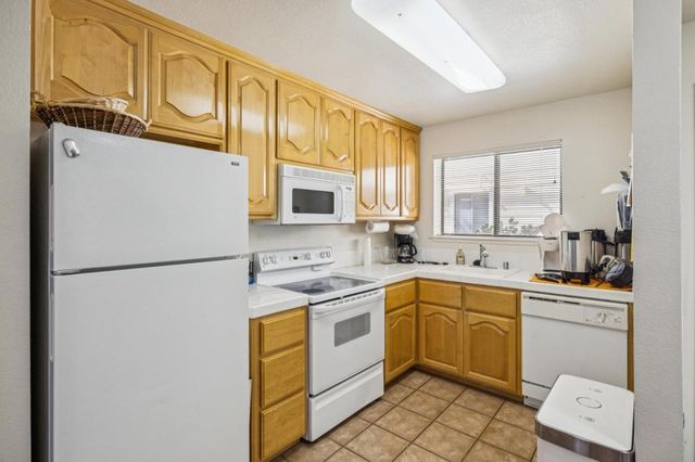 576 W Parr Avenue 32, Los Gatos, CA 95032