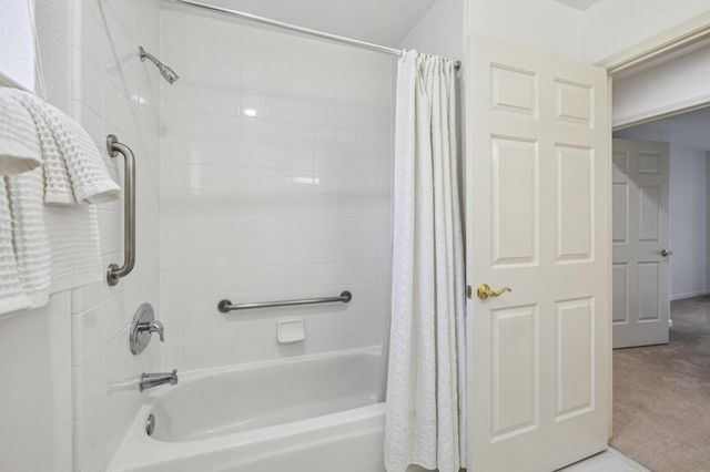 576 W Parr Avenue 32, Los Gatos, CA 95032