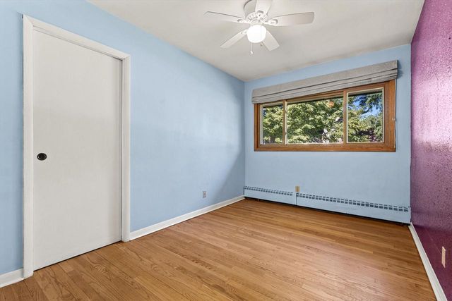 W238N6498 Elmwood AVENUE, Sussex, WI 53089