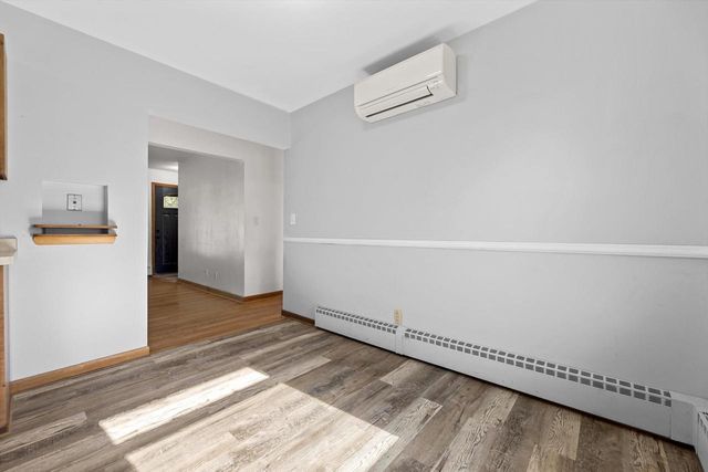 W238N6498 Elmwood AVENUE, Sussex, WI 53089
