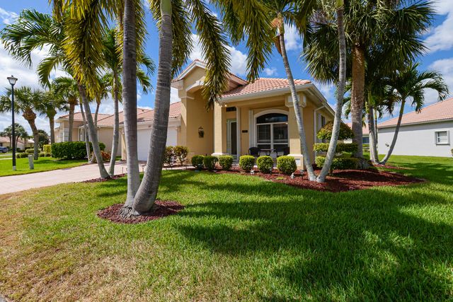 587 NW Lambrusco Drive, Port St. Lucie, Port St Lucie, FL 34986