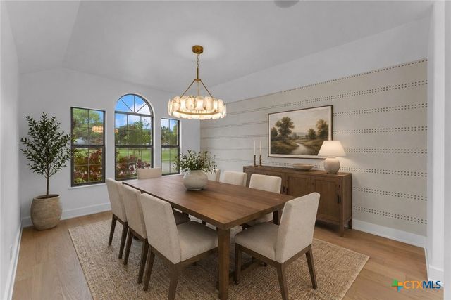 406 Ancient Oaks Drive, Marble Falls, TX 78654