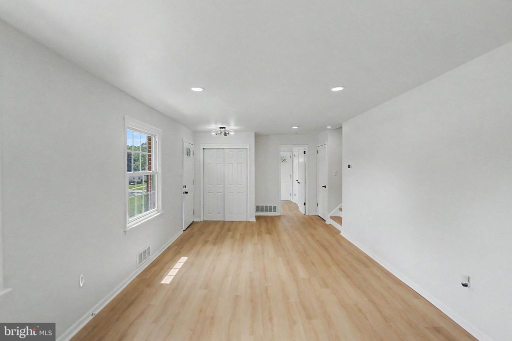 232 WINDING WAY RD, STRATFORD, NJ 08084 — photo 5