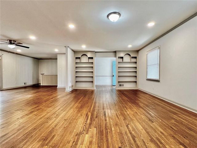 6910 Brandon Mill Road, Atlanta, GA 30328