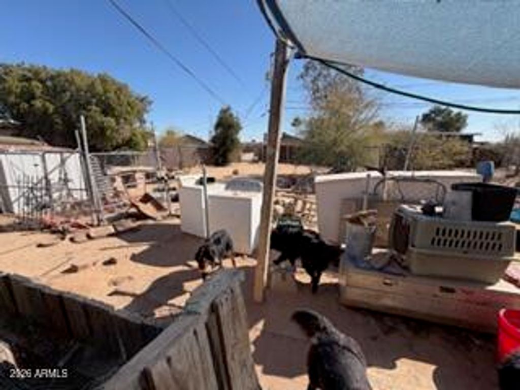 Image 9 of property listing at 401 5TH Avenue, Buckeye, AZ 85326