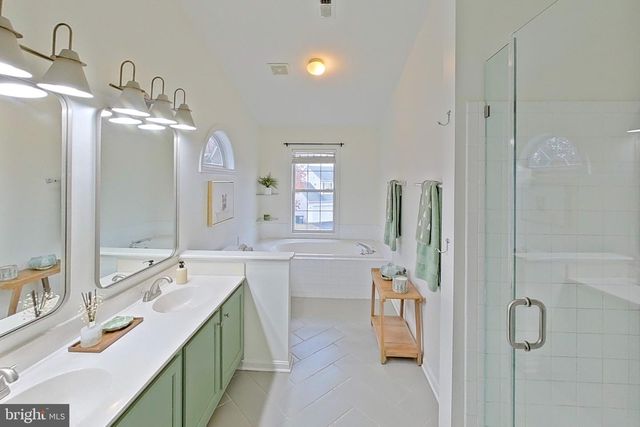 12 DOUG CT, Stafford, VA 22554