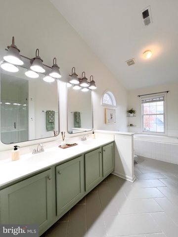 12 DOUG CT, Stafford, VA 22554