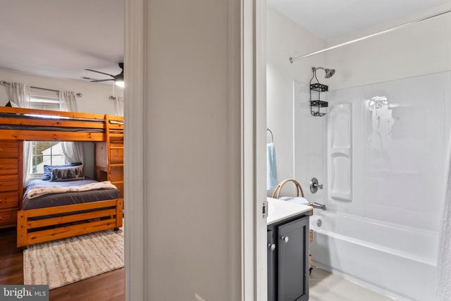 12 DOUG CT, Stafford, VA 22554