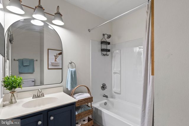 12 DOUG CT, Stafford, VA 22554