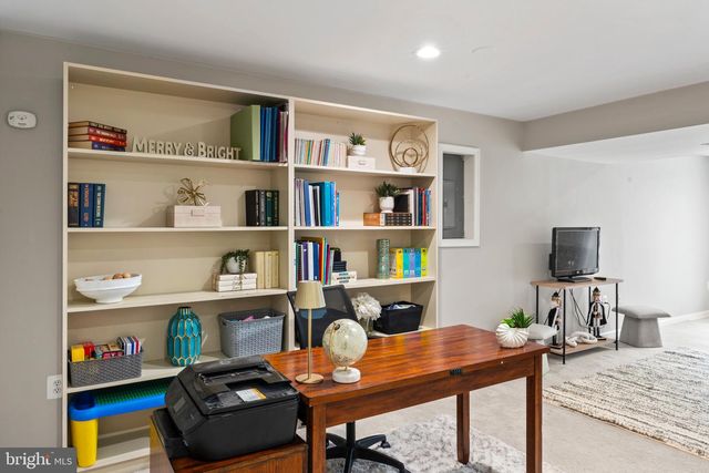 12 DOUG CT, Stafford, VA 22554