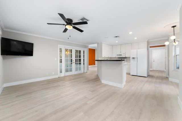 1148 Wild Cherry Lane, Wellington, FL 33414