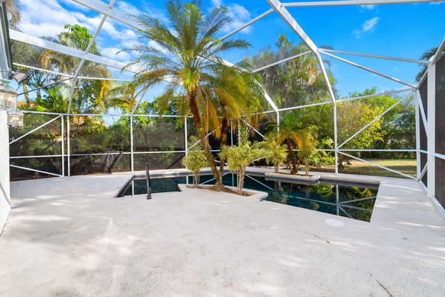 1148 Wild Cherry Lane, Wellington, FL 33414