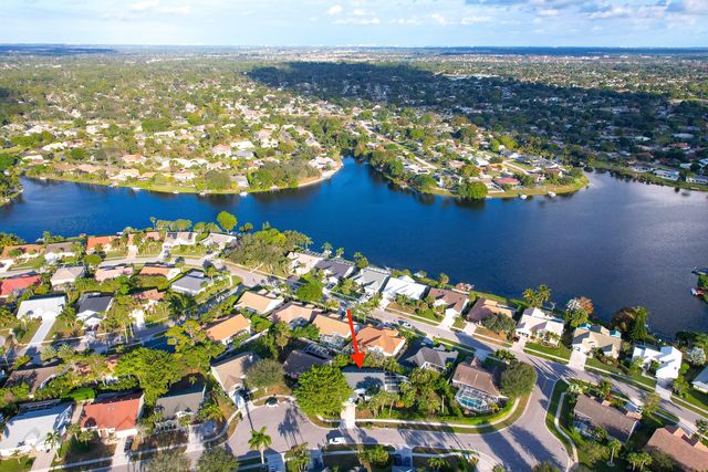 1148 Wild Cherry Lane, Wellington, FL 33414