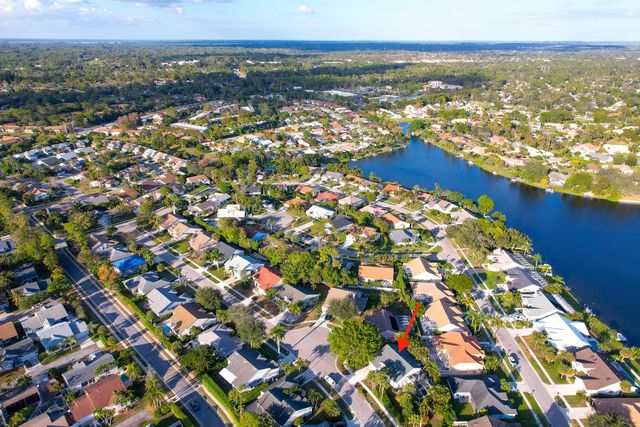 1148 Wild Cherry Lane, Wellington, FL 33414