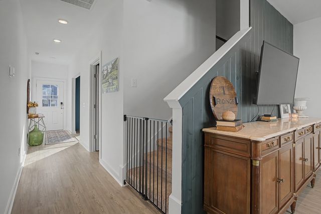 3063 Oscar Dr, White House, TN 37188