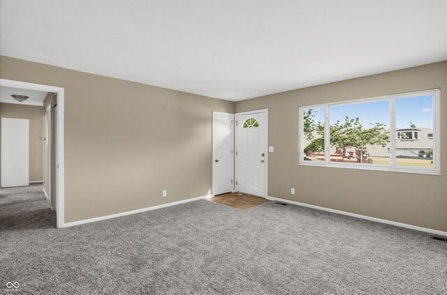 5532 Linda Lane, Indianapolis, IN 46241