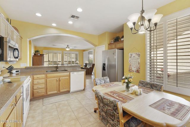 24810 S SEDONA Drive, Sun Lakes, AZ 85248