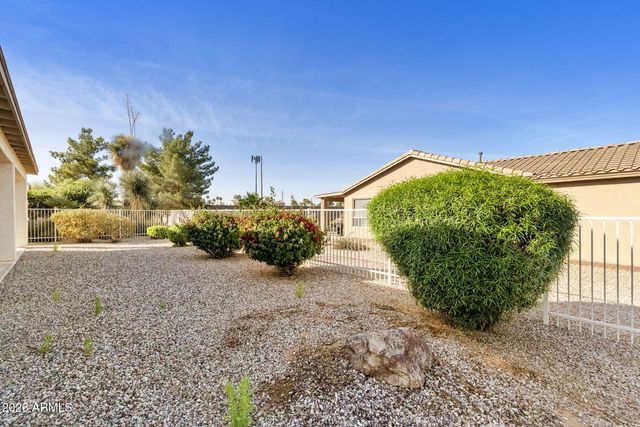 24810 S SEDONA Drive, Sun Lakes, AZ 85248