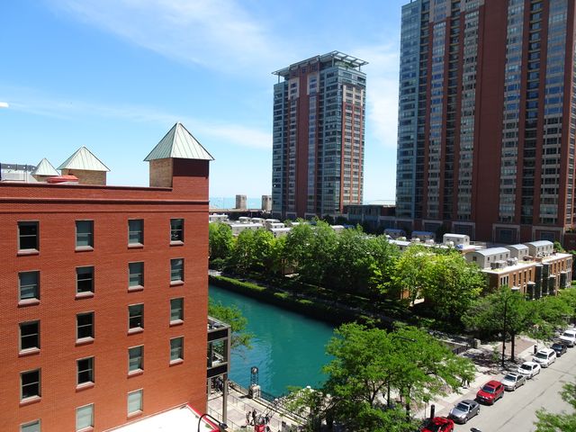 480 N MCCLURG Court 904, Chicago, IL 60611