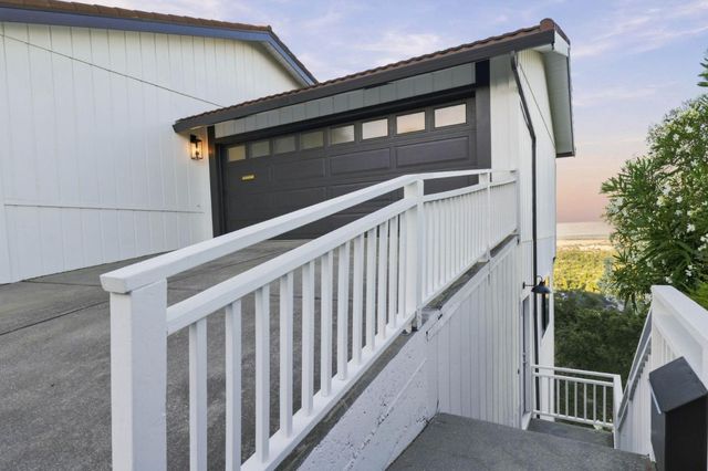 3291 Melendy Drive, San Carlos, CA 94070