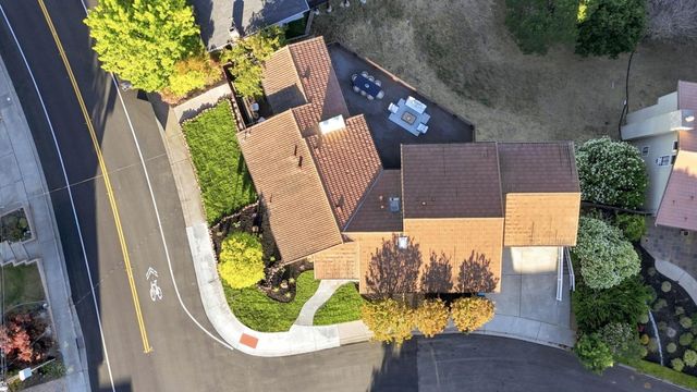 3291 Melendy Drive, San Carlos, CA 94070