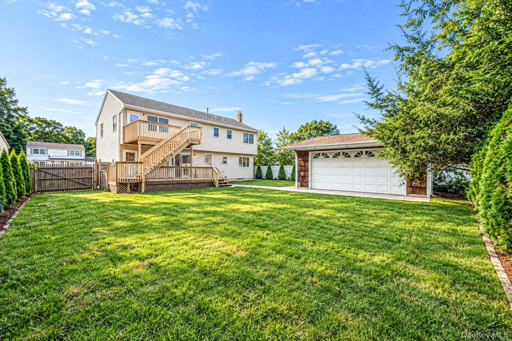 35 Colony Road, Port Jefferson, NY 11776 — photo 5
