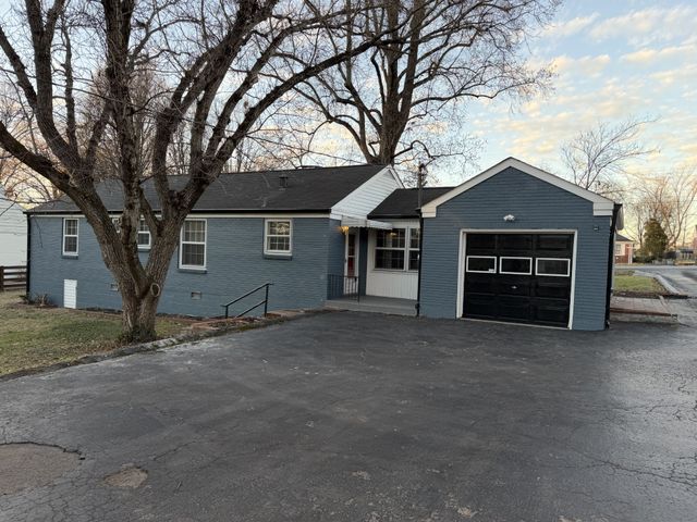 2313 Ingleside Dr, Nashville, TN 37214