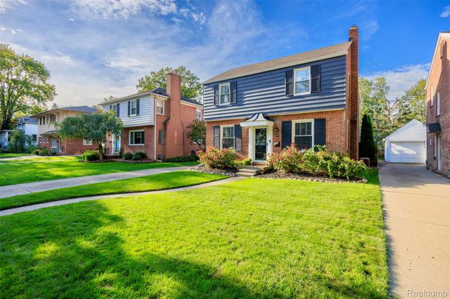 269 Ridgemont Road, Grosse Pointe Farms, MI 48236