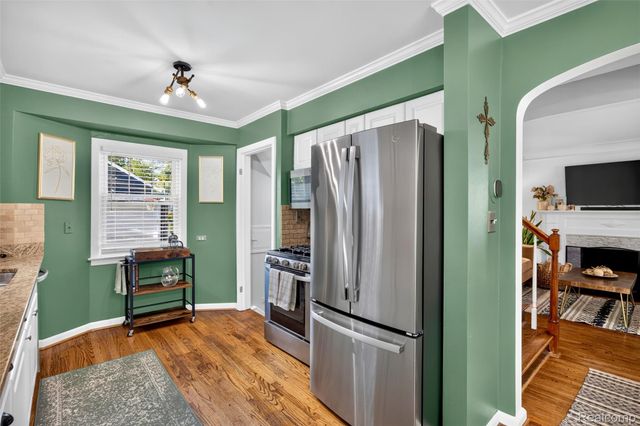 269 Ridgemont Road, Grosse Pointe Farms, MI 48236