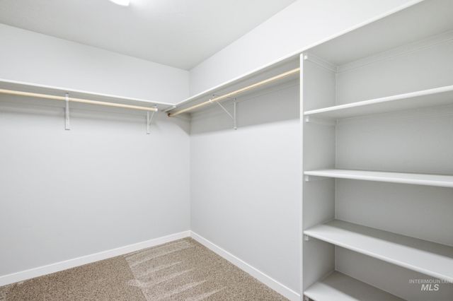 17155 N Swan Springs Pl, Nampa, ID 83687