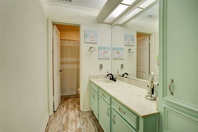 2005 Surrey Lane, Bossier City, LA 71111