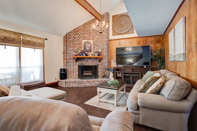 2005 Surrey Lane, Bossier City, LA 71111