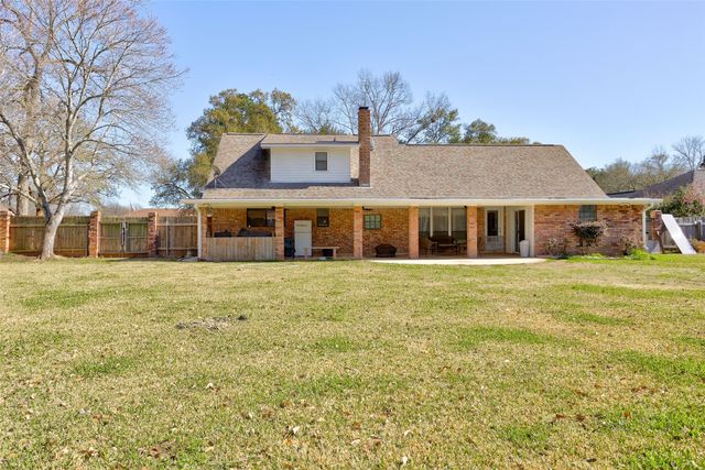 2005 Surrey Lane, Bossier City, LA 71111